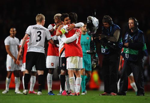 里程碑，颜骏凌已为上海海港出战500场比赛